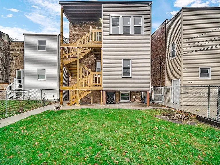 7819 S Morgan St #2 — Photo 18