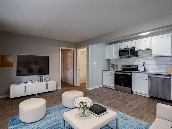 2nd image of 2857 Cypress Way #2843-13