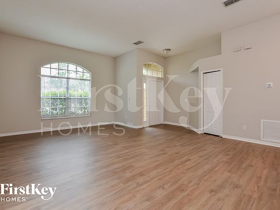 2nd image of 517 Fitzwilliam Way