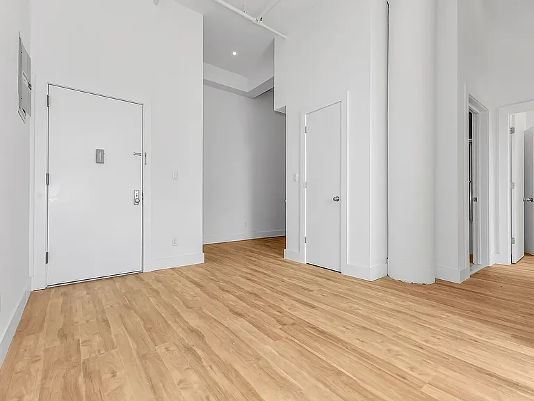 81 Willoughby St #409 — Photo 3