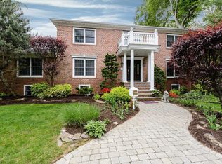 3644 Island Rd, Wantagh, NY 11793