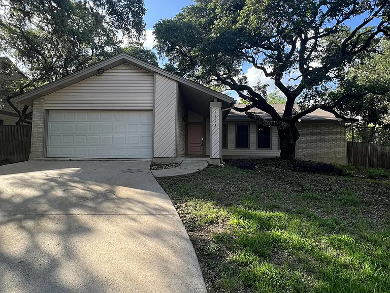 9123 Alpine Trail St — Photo 1