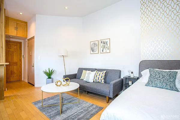 Rented by Oxford Property Group | media 43