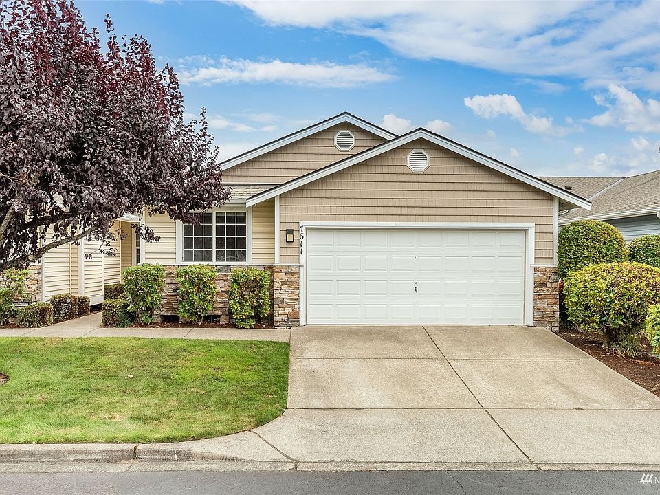 Welcome to 7611 52nd Ave West!>