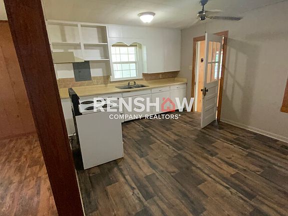 4th image of 485 Perkins St