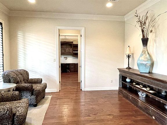 5th image of 4330 Christina Ct