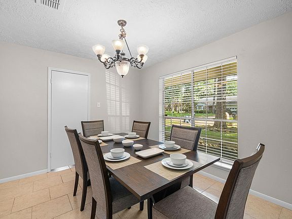2nd image of 9631 Crail Dr