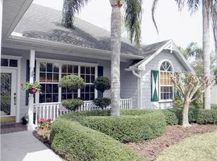 1221 Gardner Ln, Mount Dora, FL 32757