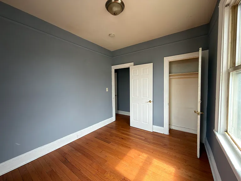225 Lembeck Ave #2 — Photo 16