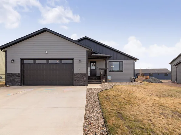 612 Antietam Dr, Box Elder, SD 57719