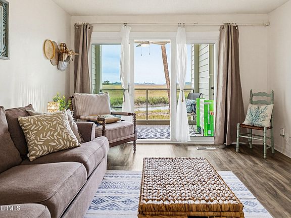 3rd image of 186 Beach Club Villa Drive #186