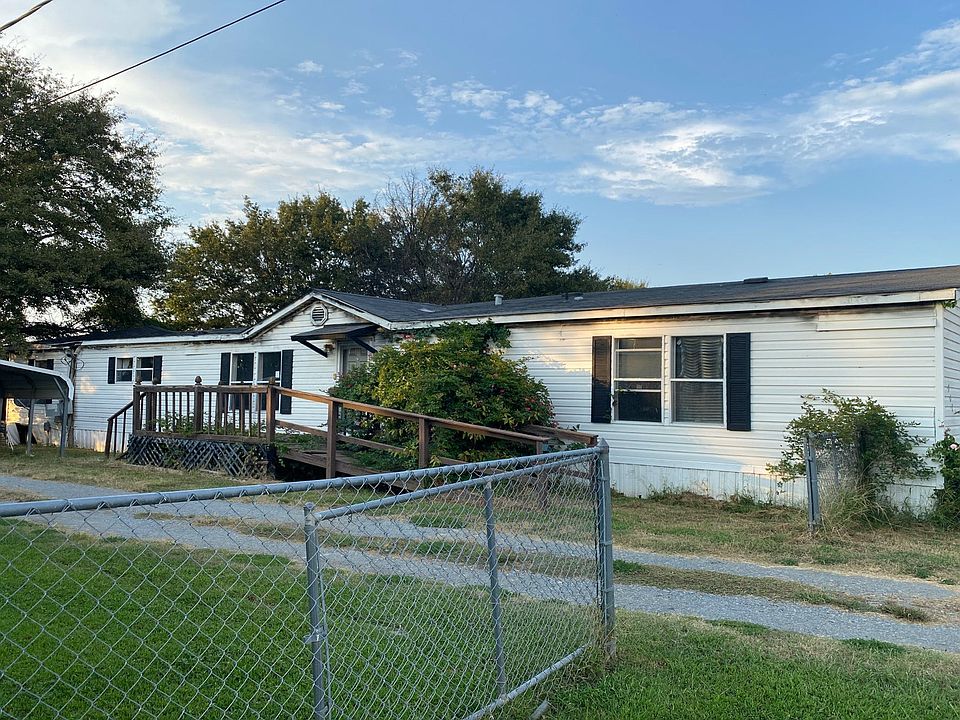 1st image of 909 Cheryl Ln