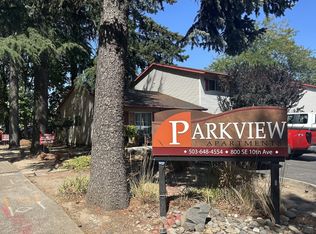 800 SE 10th Ave APT 13, Hillsboro, OR