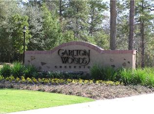 18 Berkley Hall Ct, The Woodlands, TX 77389