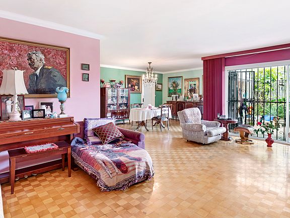 4th image of 7560 Hollywood Blvd APT 106