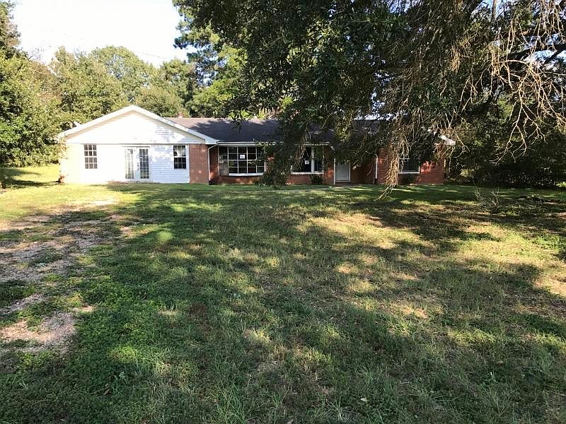2nd image of 125 Mayo Rd