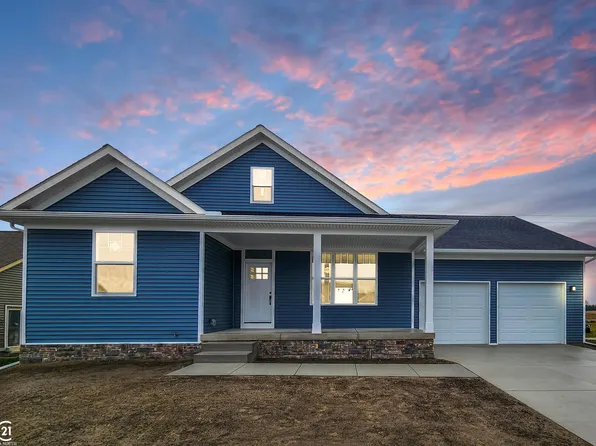 7774 Drakeshire Blvd, Almont, MI 48003