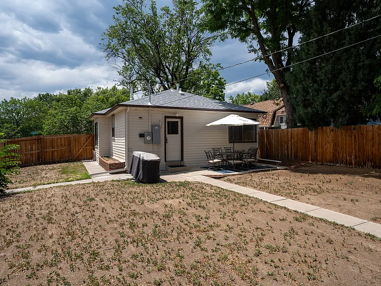 2288 S Franklin St — Photo 22