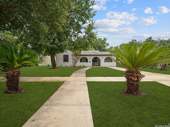 2nd image of 2238 W MAGNOLIA AVE