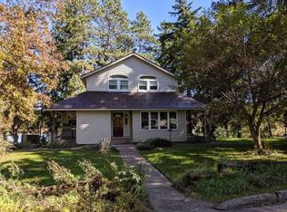 N3928 Park Rd, Brodhead, WI 53520