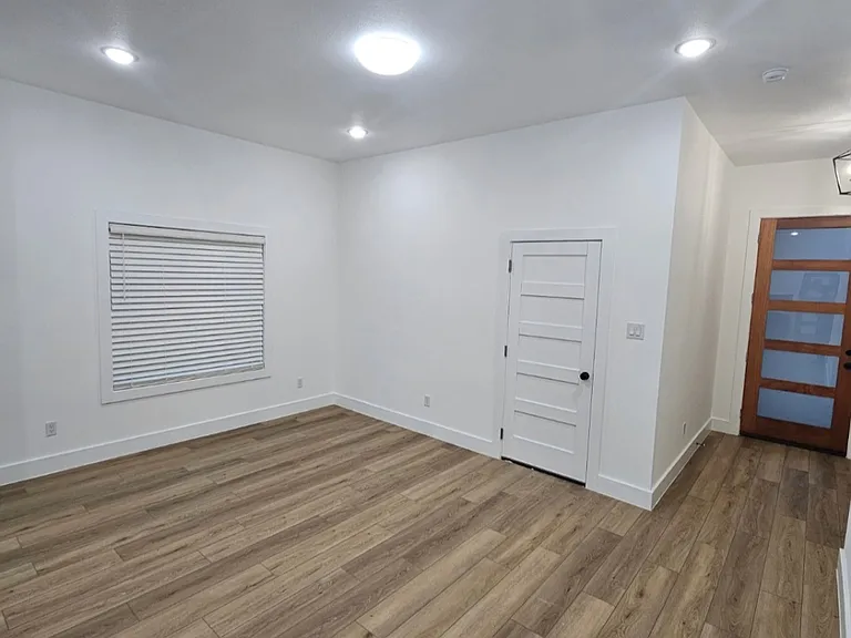 609 N Getzendaner St — Photo 11