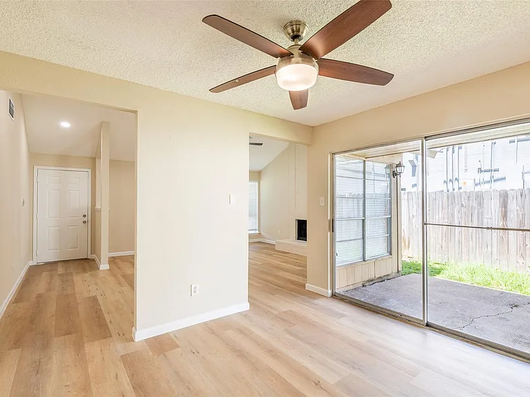 1262 Rock Canyon Dr — Photo 11