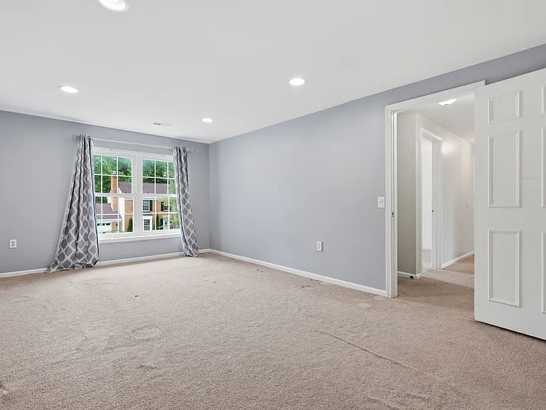 10205 Balsamwood Dr — Photo 14