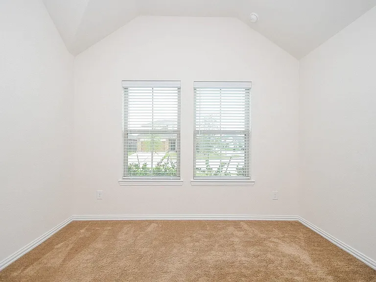 6142 Thief River Falls Dr — Photo 27
