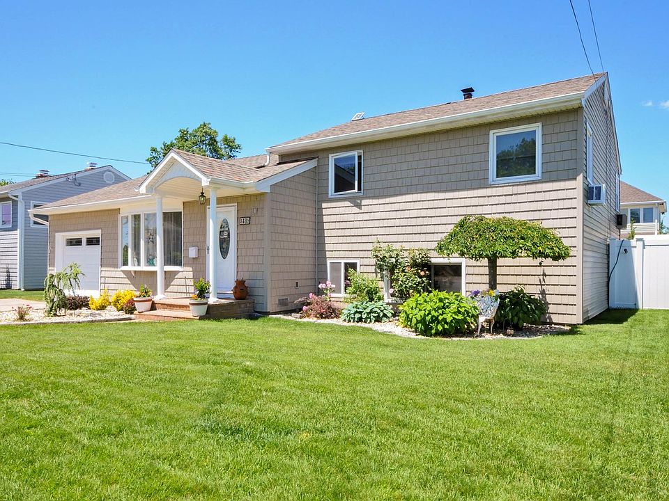 2nd image of 48 Bayview Pl