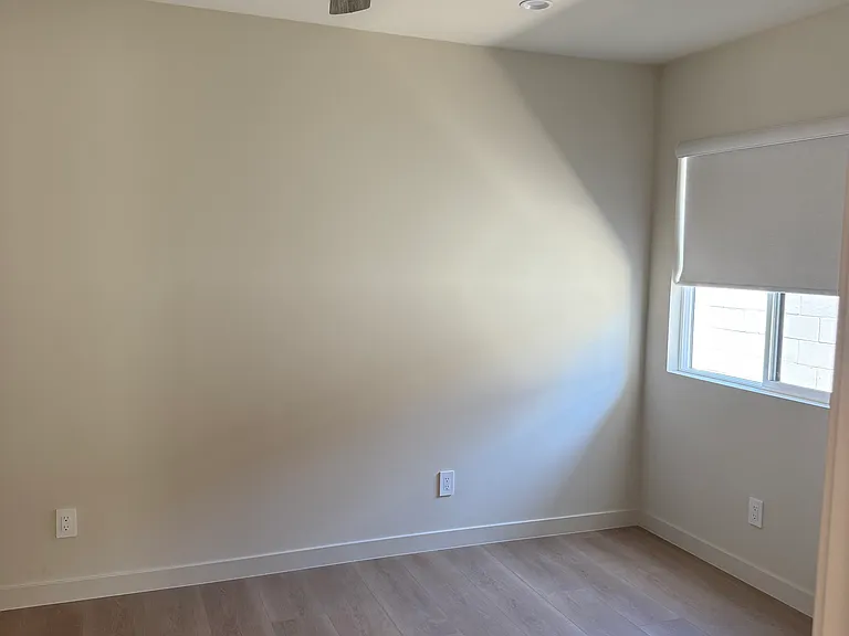 6500 Hayvenhurst Ave #6502 — Photo 11