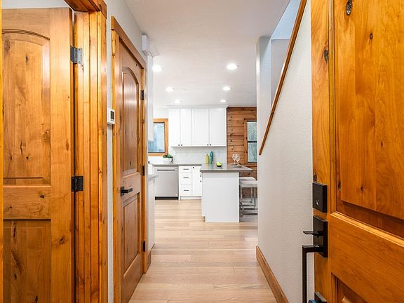 5th image of 2132 Green Hill Road