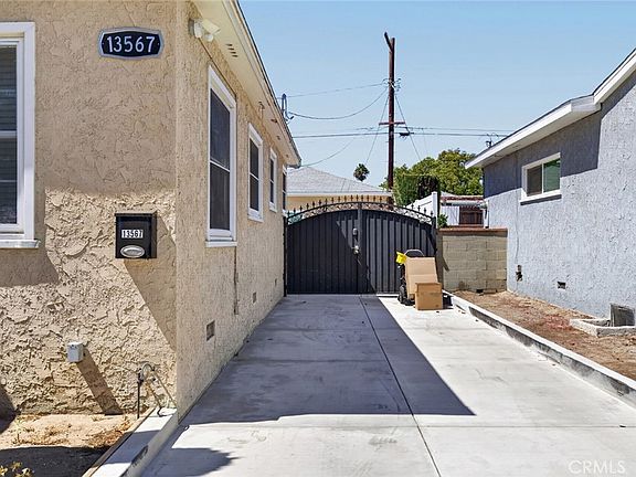 2nd image of 13567 Montague St