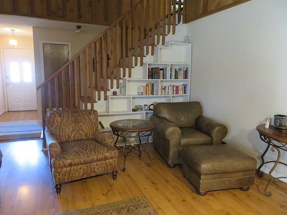 3rd image of 4105 Scottsdale Ln