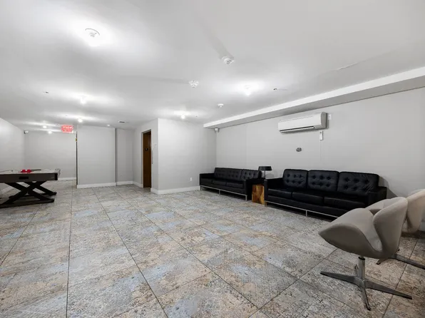 152 Boerum Street image 10 of 15