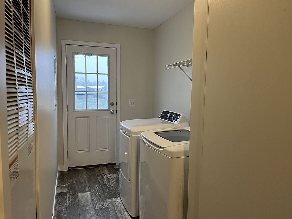 1st image of 1132 Hunters Glen Blvd #165