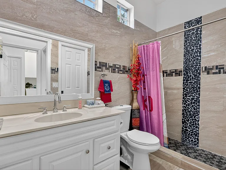 416 SW Horseshoe Bay — Photo 20