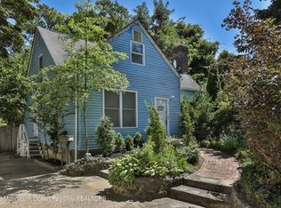 17 Tindall Rd, Middletown, NJ 07748