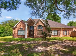 6918 Highway 11, Carriere, MS 39426