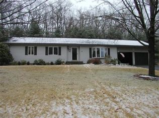 15 Wilder Ln, East Longmeadow, MA 01028