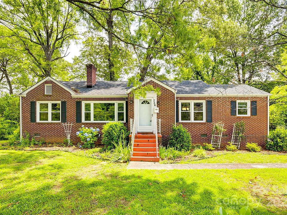 1st image of 756 Colonial Dr