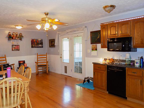 5th image of 1424 Scenic Dr