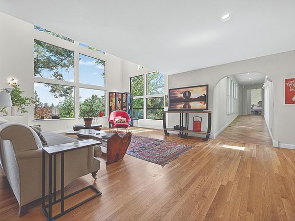 5th image of 1017 Westside Road
