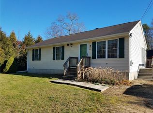 4914 S County Trl, Charlestown, RI 02813