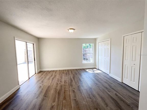 4th image of 780 Olympic Cir #I3