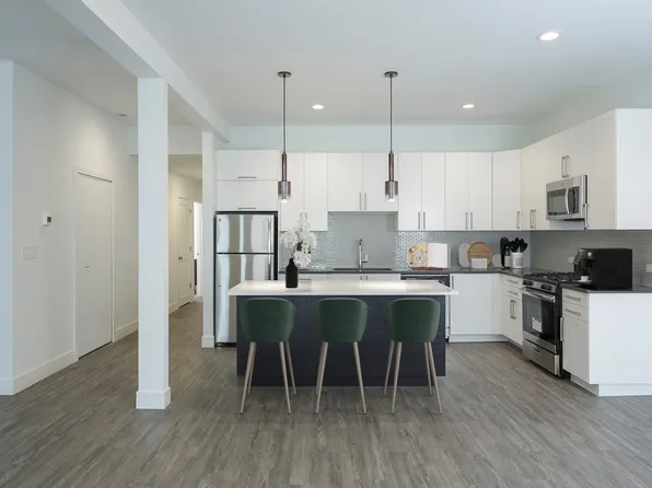 5487-5491 S. Hyde Park Boulevard, 5487-5491 S Hyde Park Blvd, Chicago, IL 60615