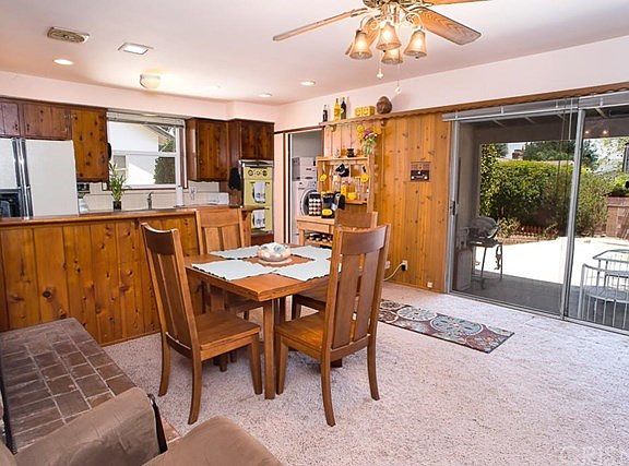 4th image of 9214 Woodley Ave