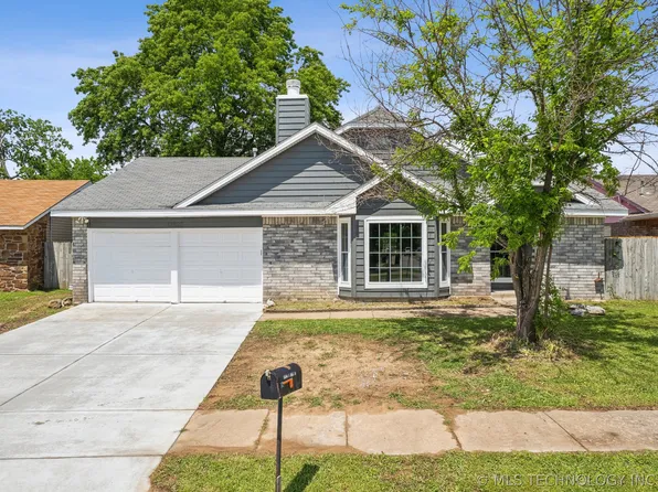 12323 E 27th St, Tulsa, OK 74129