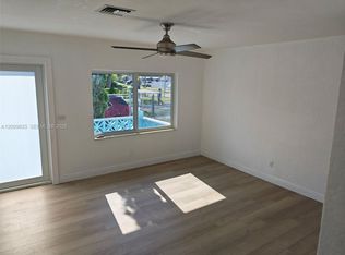 11412 NW 11th Ave #B, Miami, FL 33168
