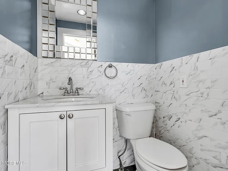 3 Royal Pl — Photo 14