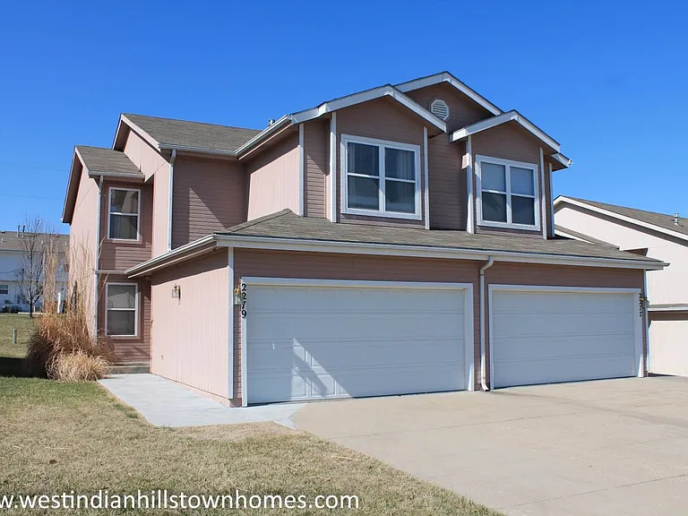 West Indian Hills Townhomes — Photo 43